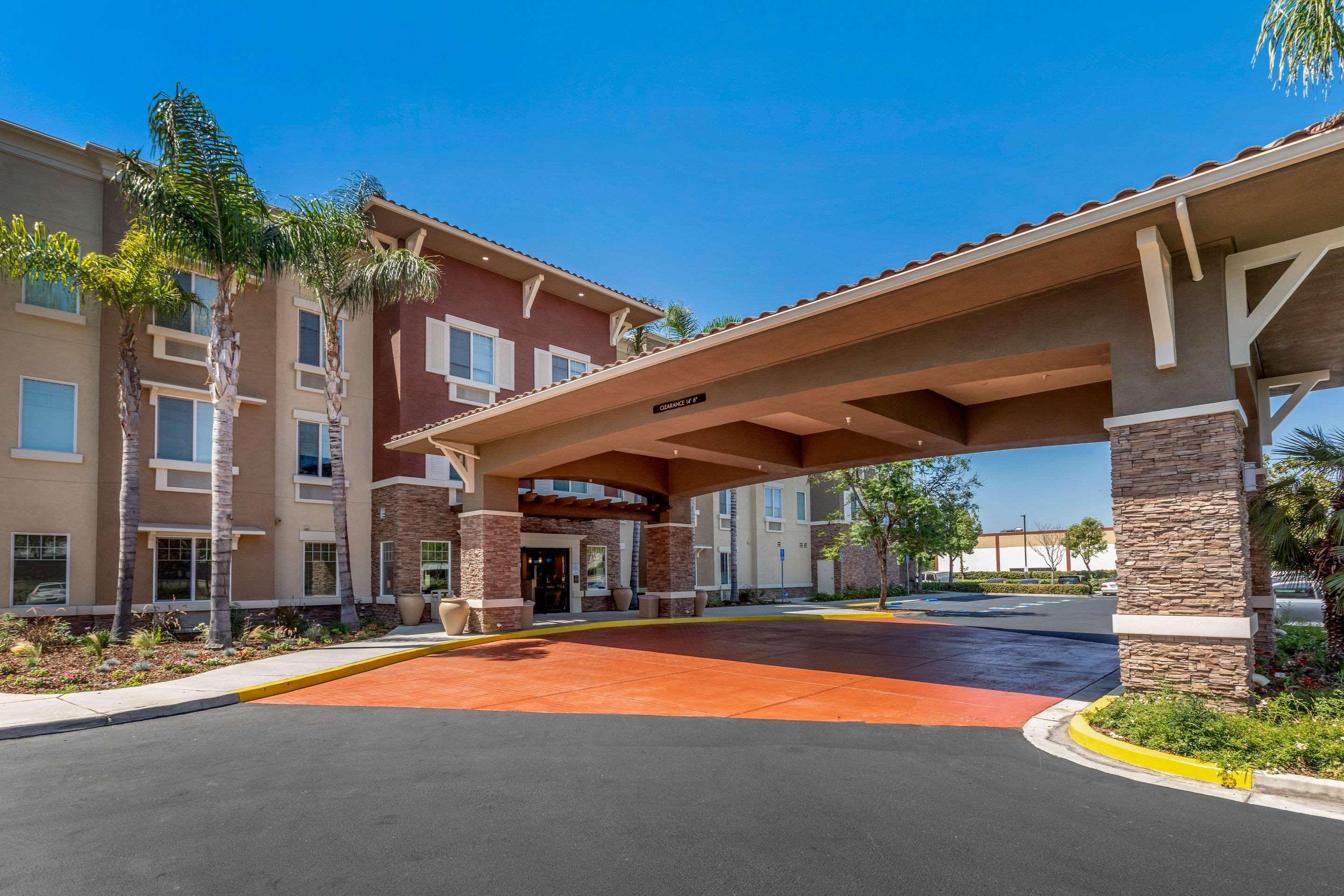 Comfort Inn&Suites Near Ontario Airport Exterior foto