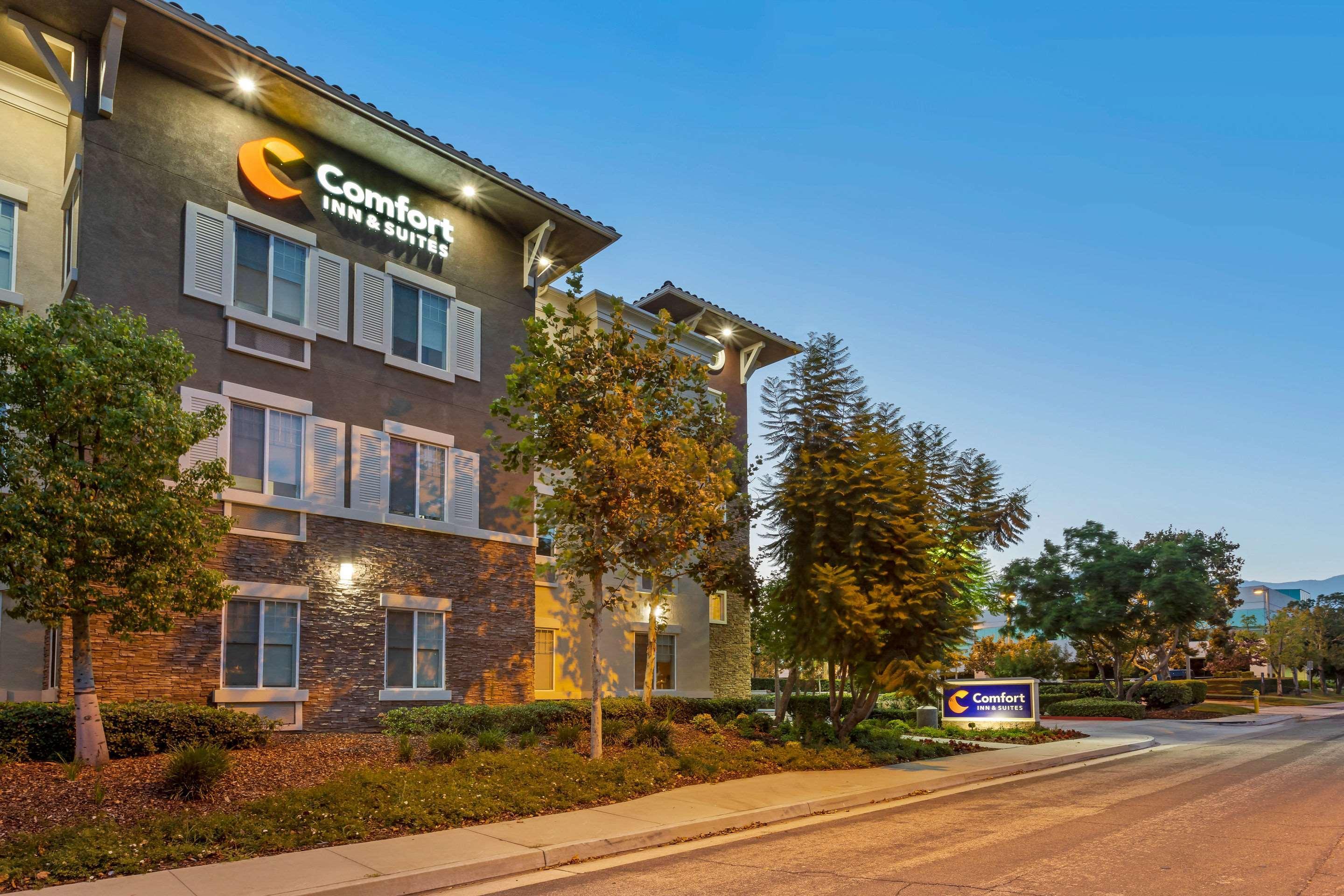 Comfort Inn&Suites Near Ontario Airport Exterior foto