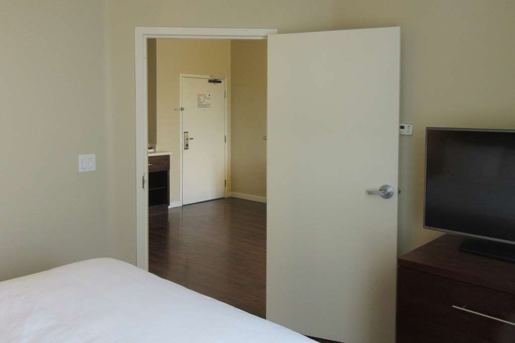 Comfort Inn&Suites Near Ontario Airport Habitación foto